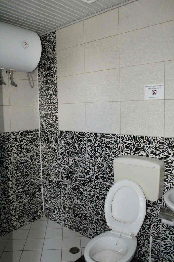 Hotel Kaqaniku Shëngjin Esterno foto